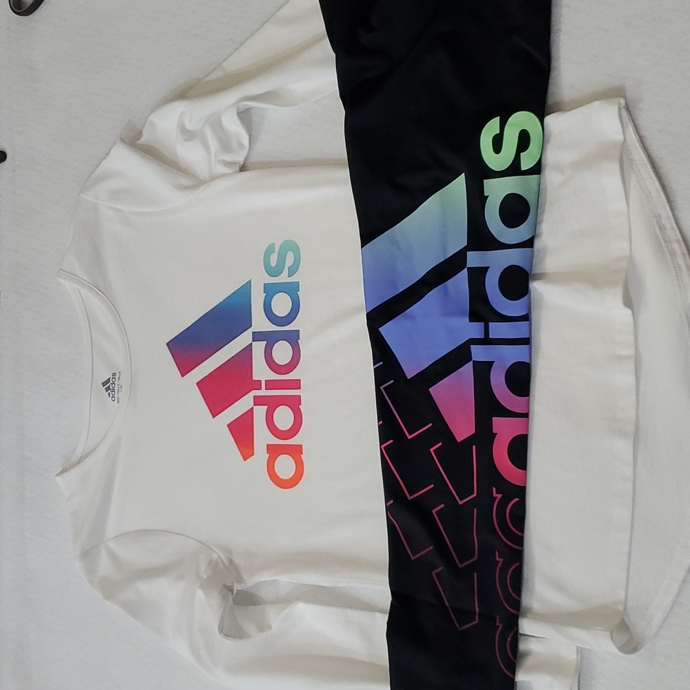 ๐๏ธ Adidas tee - Picture 5 of 5